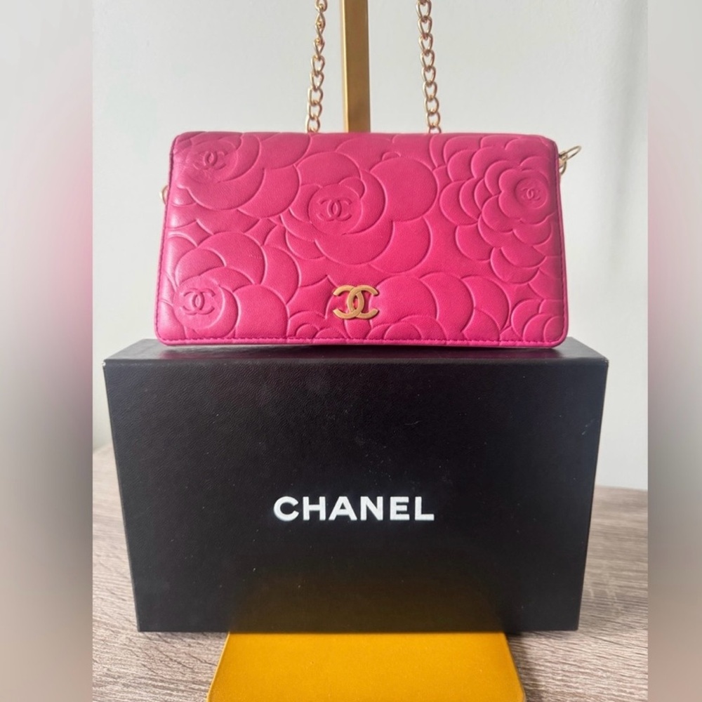 Chanel Pink Camellia with Champage Embossed Wallet - Picture 2 of 7